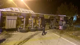 4758-dogansehirde-tir-kazasi-ulasimi-kisa-sureli-durdurdu