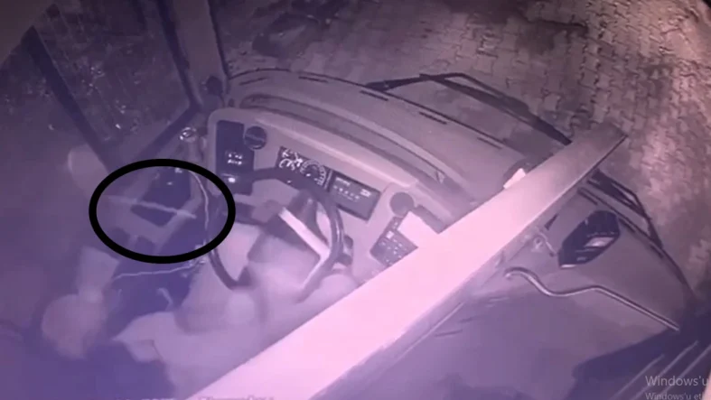 4929-malatya-otobus-saldirisi-surucuye-ates-acildi-yolcular-panige-kapildi