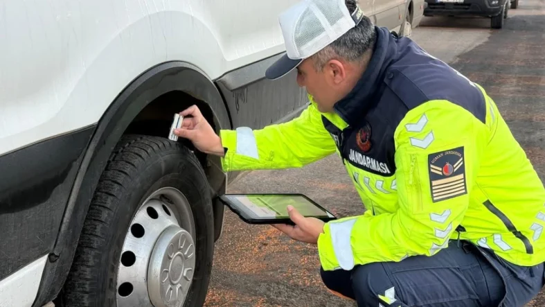 5369-malatya-dogansehirde-kis-lastigi-denetimi-3-surucuye-ceza