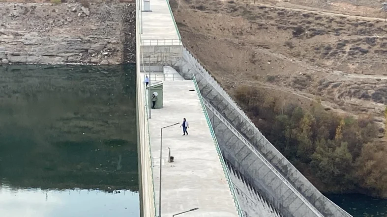 6704-beylerderesi-intihar-girisimi-depremzede-baba-son-anda-kurtarildi