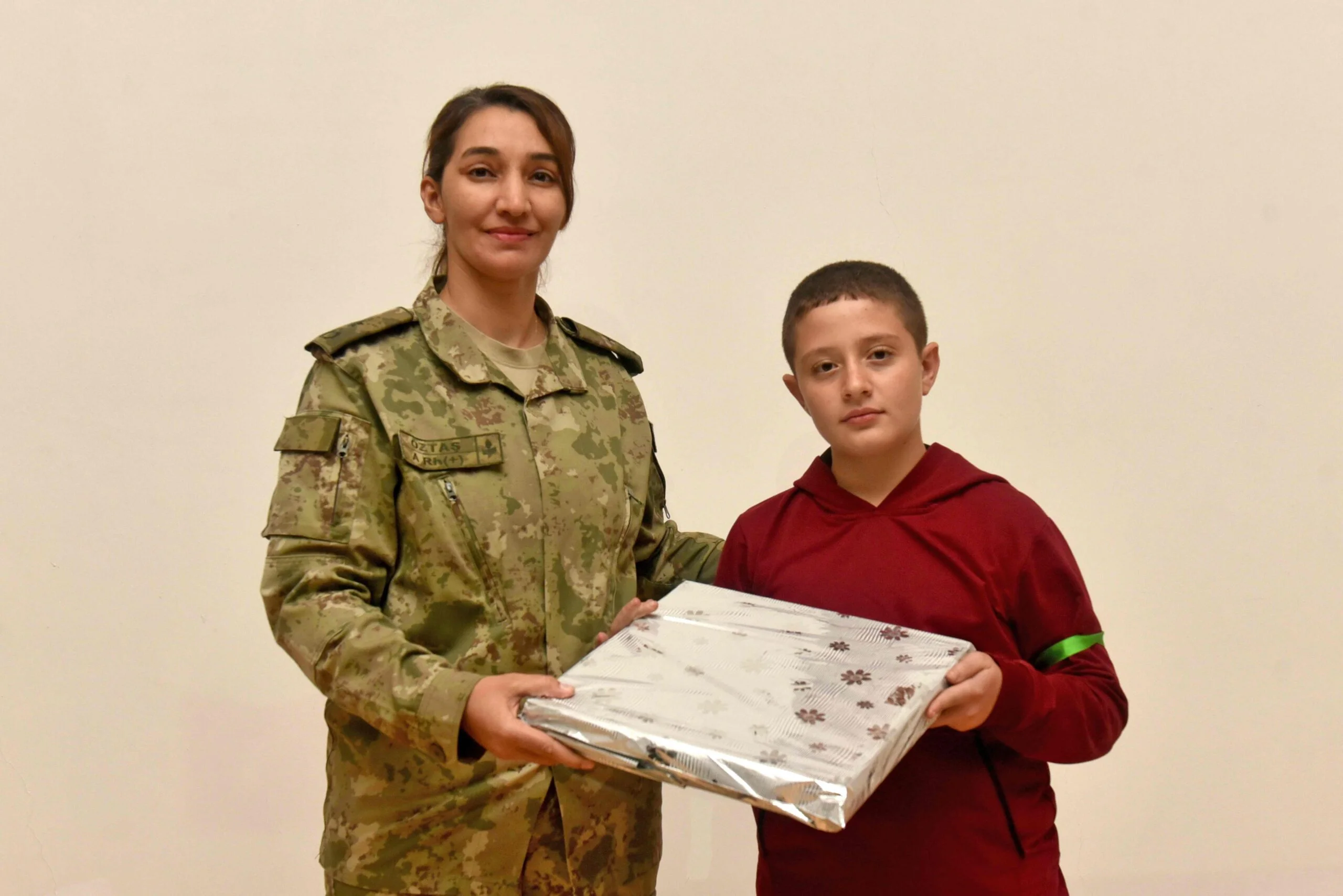 Malatya – Mehmetçikle Bir Gün projesi kapsamında öğrenciler Altay Kışlası’nı ziyaret etti